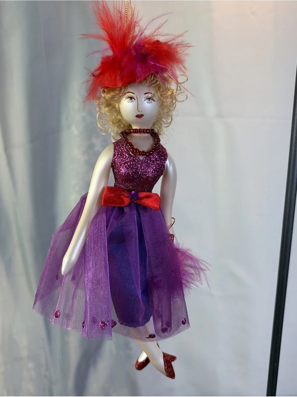 Vintage de Carlini ? Lady in Purple & Red  Blown Glass Ornament Fashion Ladies